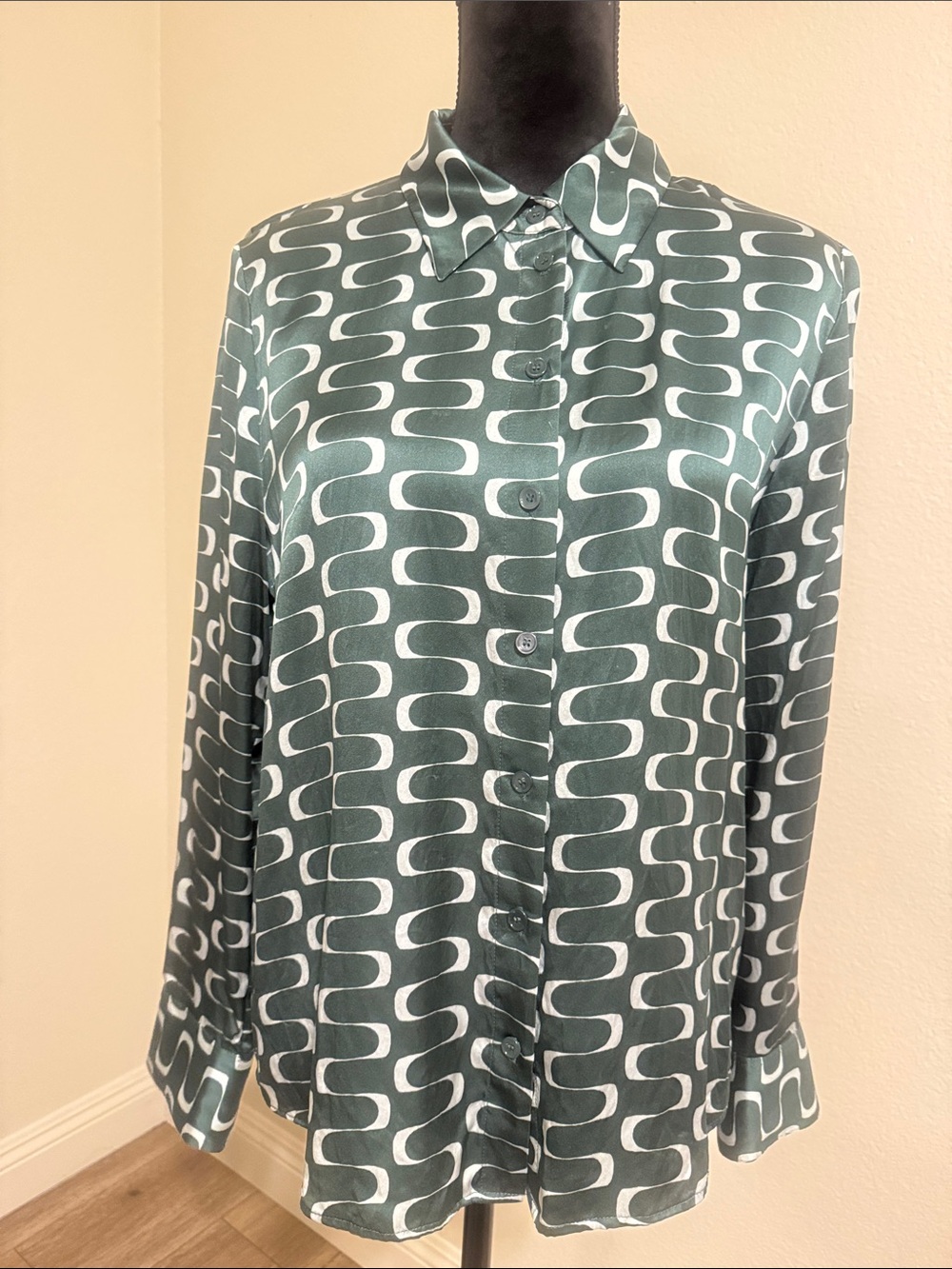 Reformation Dark Green and White Retro Wave Button-Up Shirt